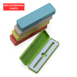 Estojo ecológico em fibra de bambu com acabamento natural e berço de espuma interno para acomodar uma caneta. Produto sustentável, elegante e ideal para compor kits corporativos personalizados. Excelente opção de embalagem para brindes ecológicos empresariais, ações promocionais, eventos e presentes institucionais com foco em responsabilidade ambiental.